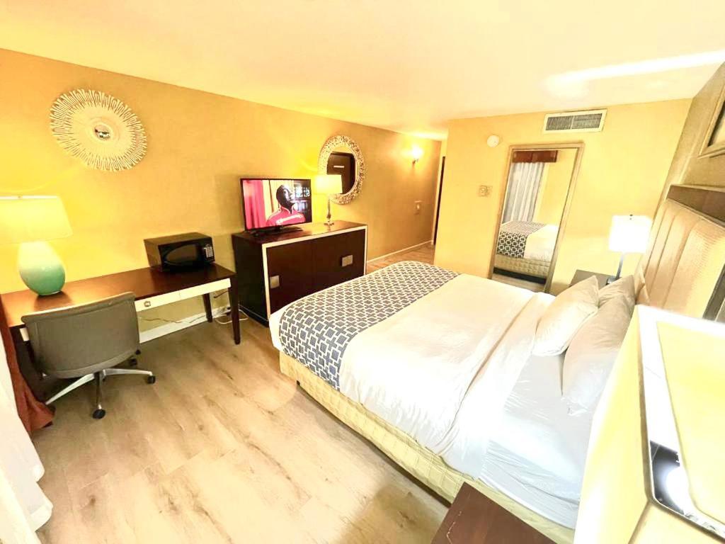 Hotel Hutchi Bell South Hutchinson Esterno foto
